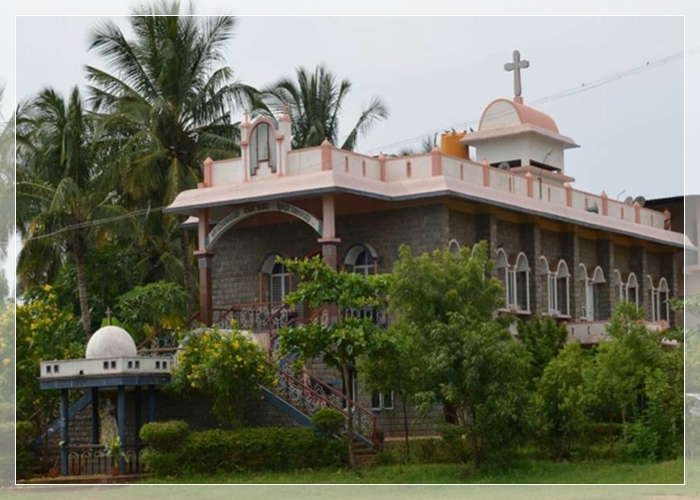 Infant Jesus Church, Hoovina Hadagalli